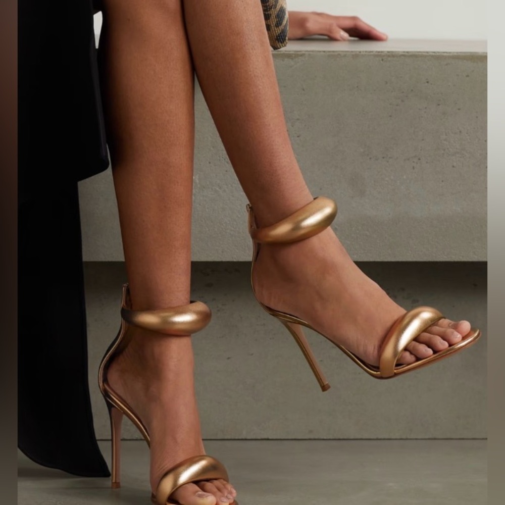 ✨ Gianvito Rossi Gold Leather Ankle Ring Heels | Never Worn ✨